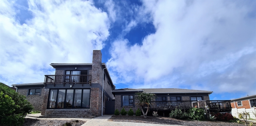 5 Bedroom Property for Sale in Dana Bay Western Cape